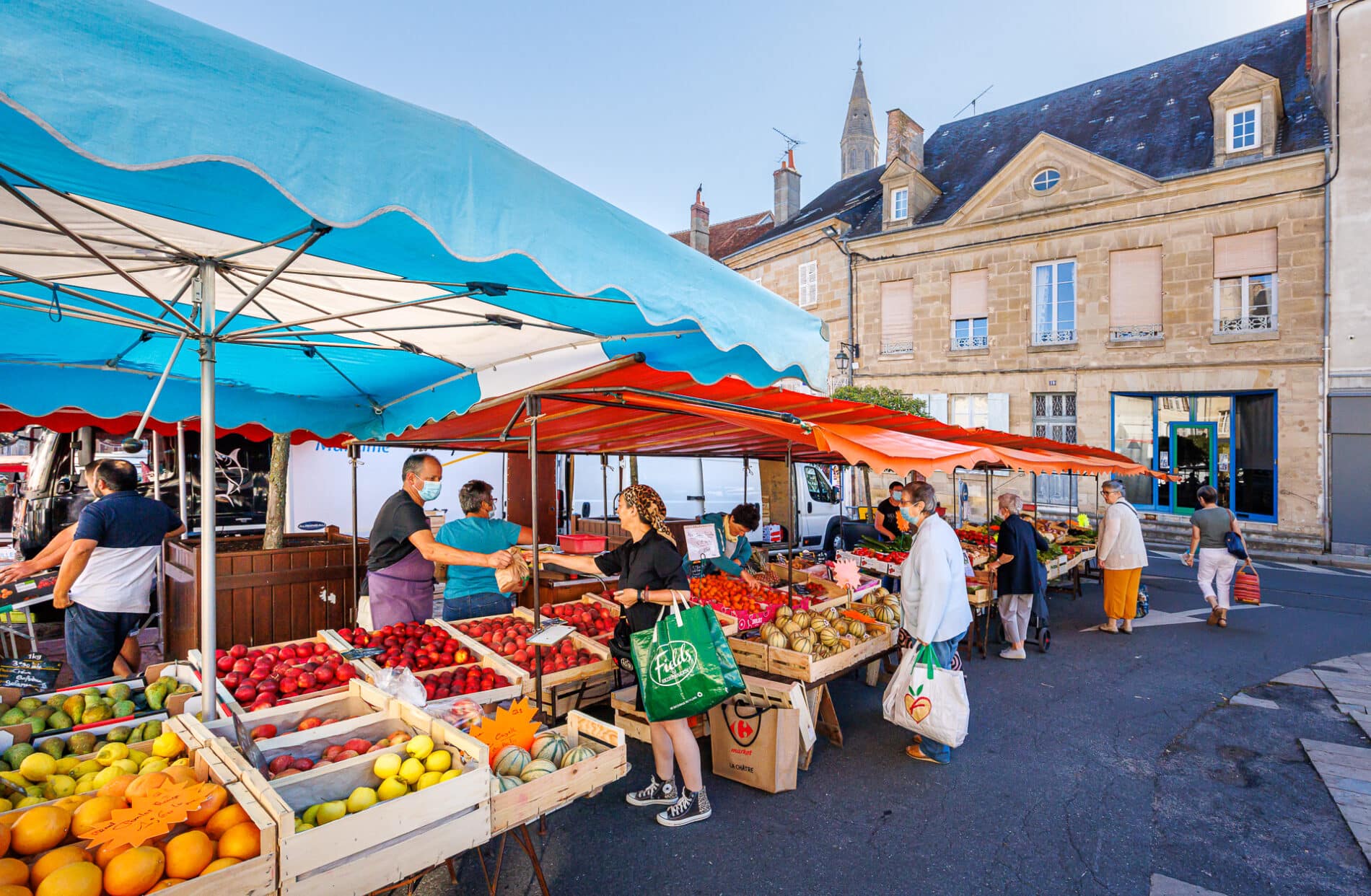 Marché la Châtre