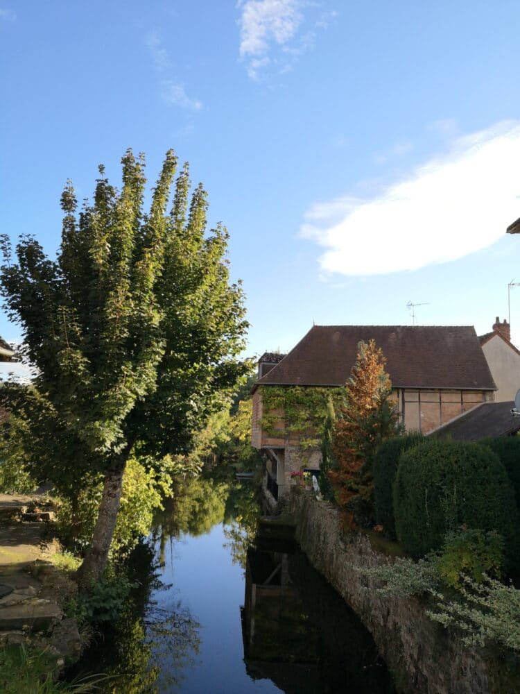 Bord de lIndre IAV - Pays de George Sand