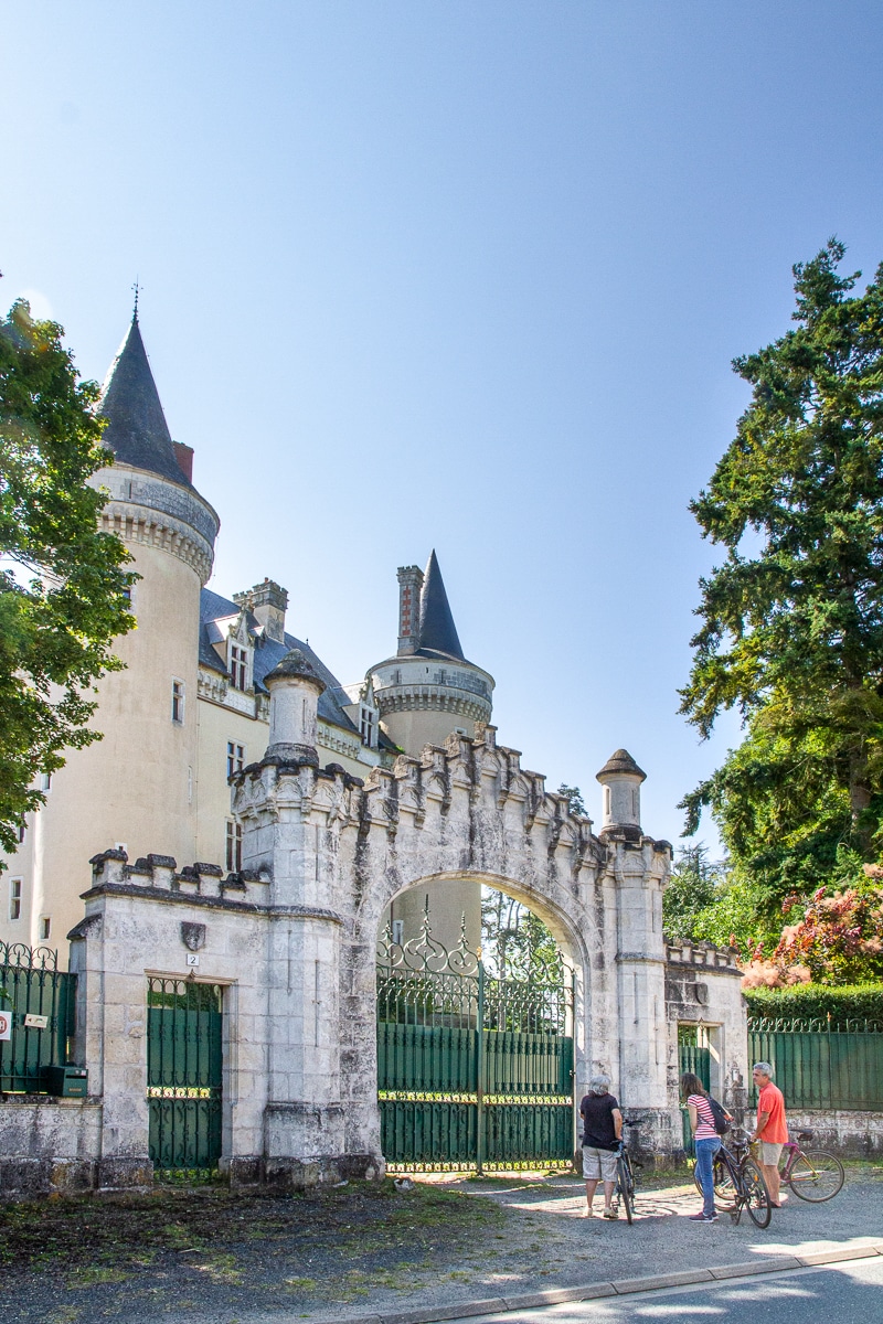 Le château de Saint-Chartier