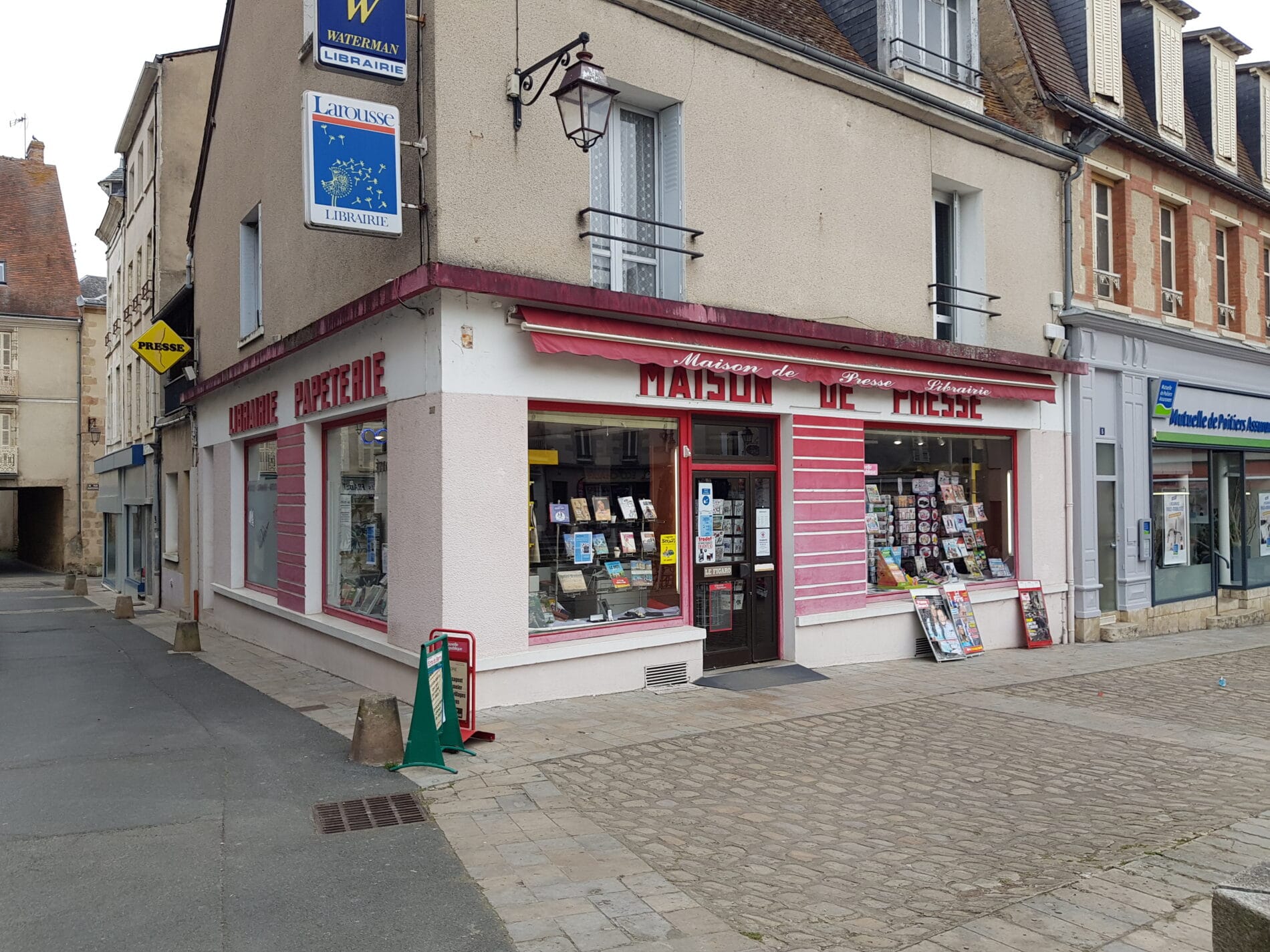 Presse – Librairie du marché