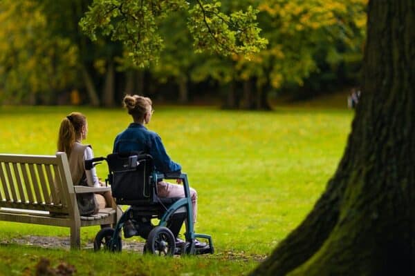 Accessibilité et Tourisme et Handicap fauteuil PMR pixabay - Pays de George Sand